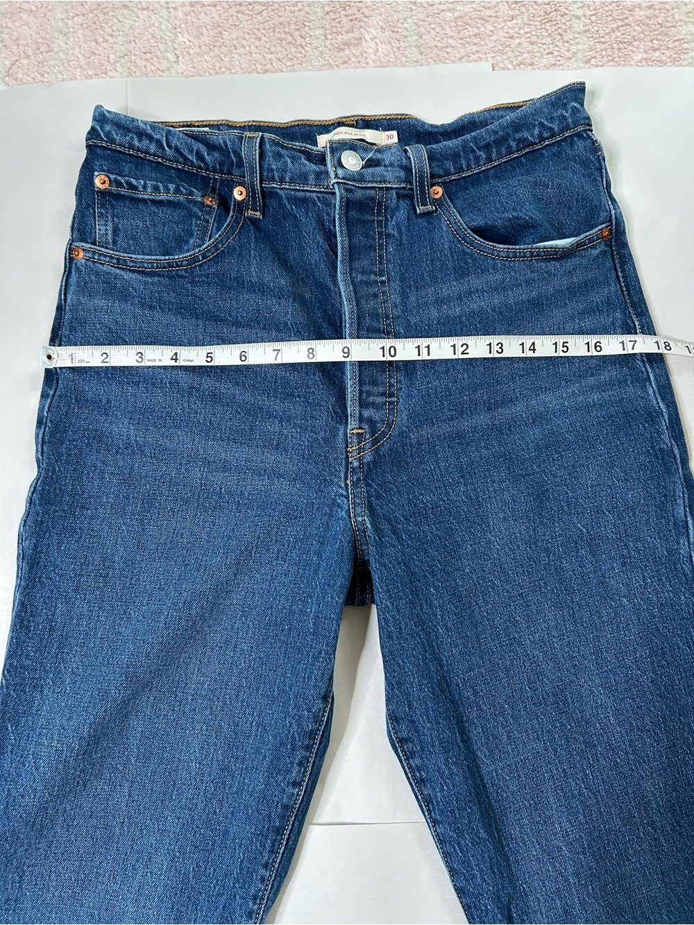 Levis Ribcage Boot Cut High-Rise Denim Jeans Size 30x33 Classic Button Fly - Picture 11 of 13